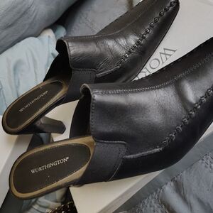 Worthington Black Mules with Medium Heel and Pointed Toe